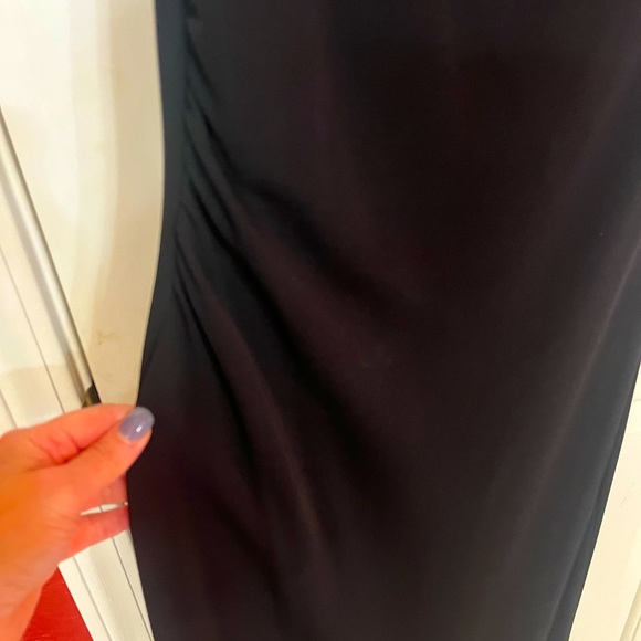 Rimini classic black formal gown Size 2 - Picture 3 of 6